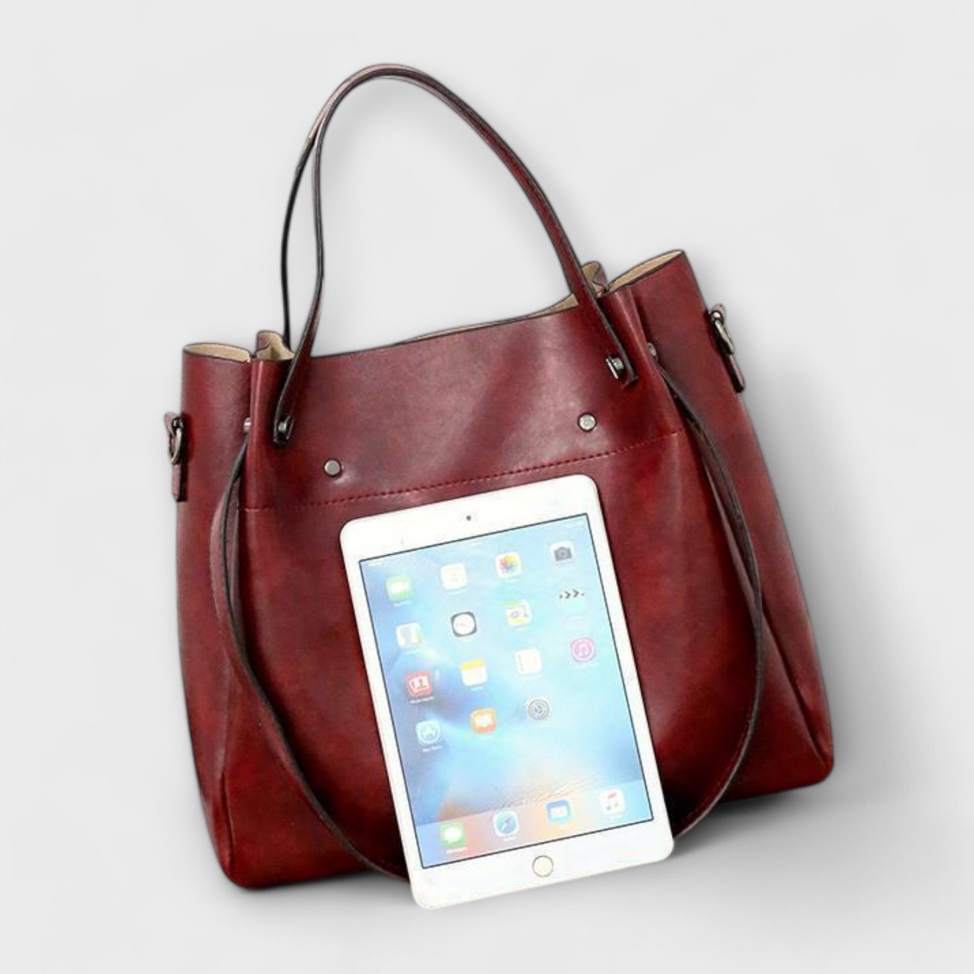 Lora. - Sæt af vintage tasker i 4 dele