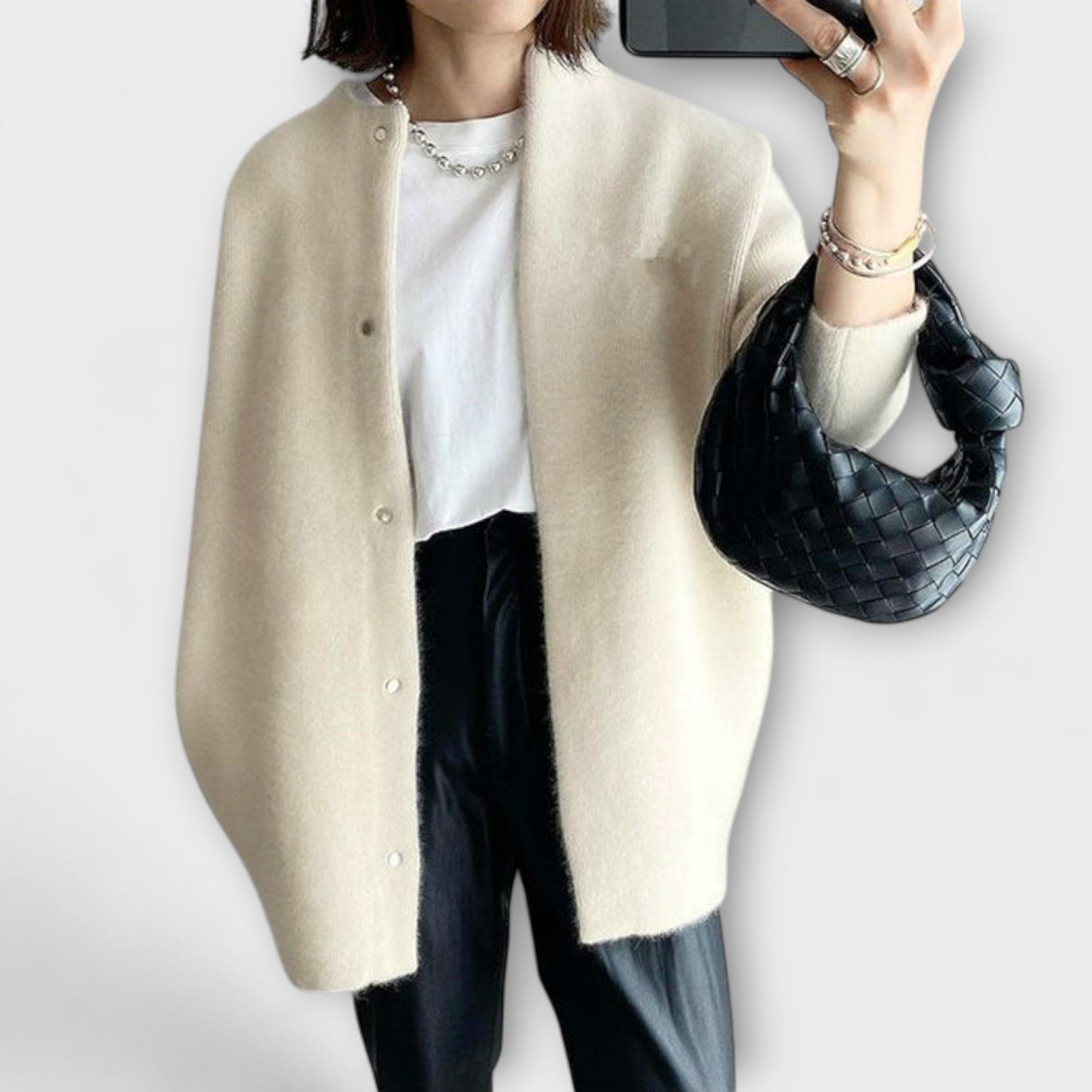 Miranda - Elegant Cardigan