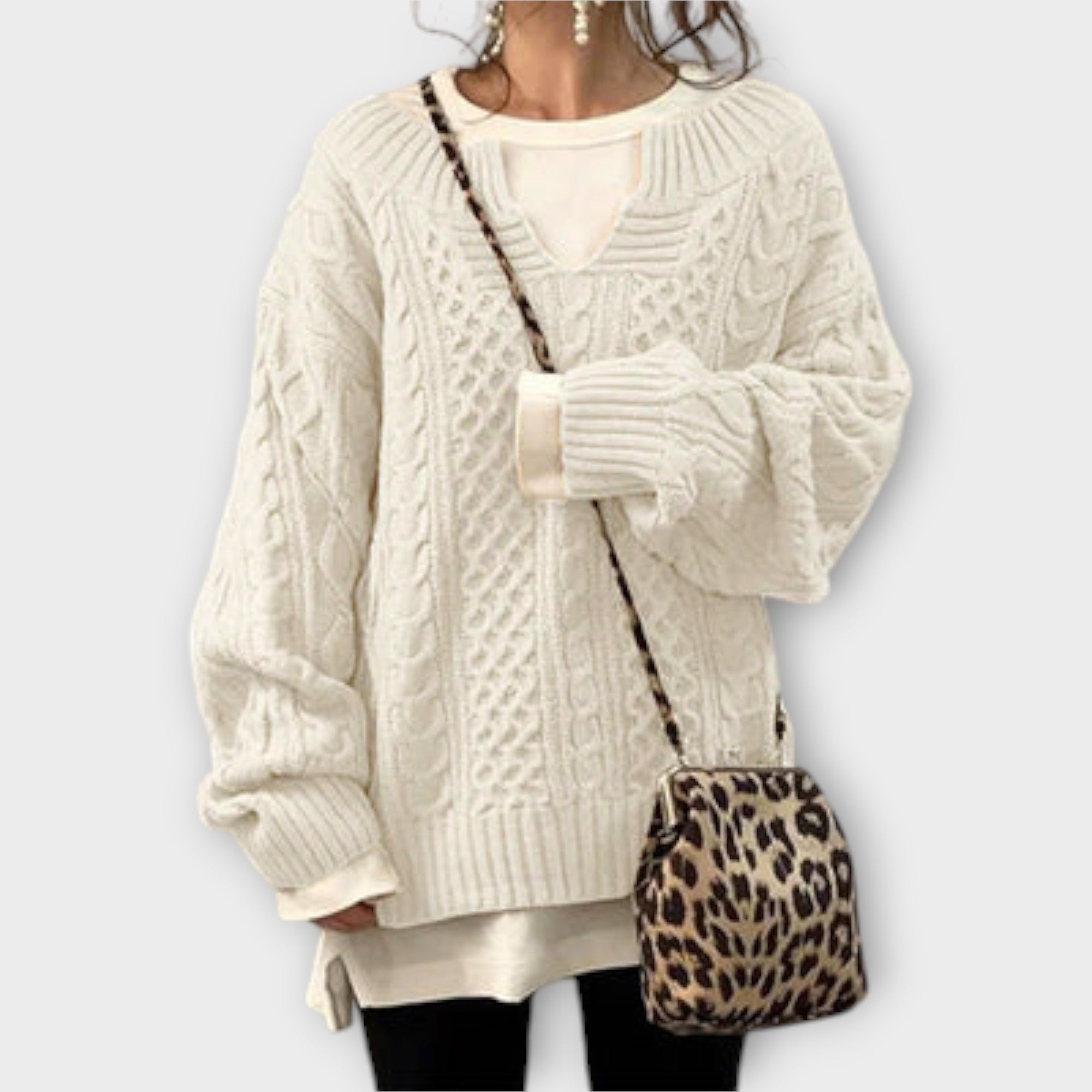 Lili - Oversize sweater med snoninger
