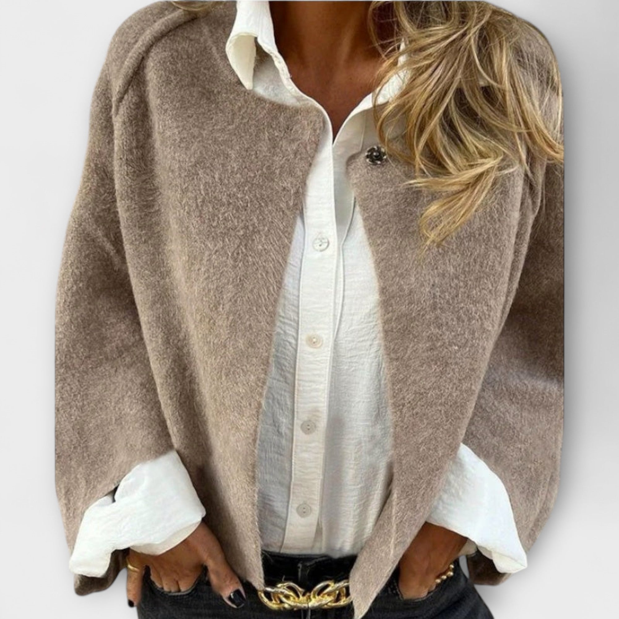 Lena - Elegant kort uldjakke med rund halsudskæring