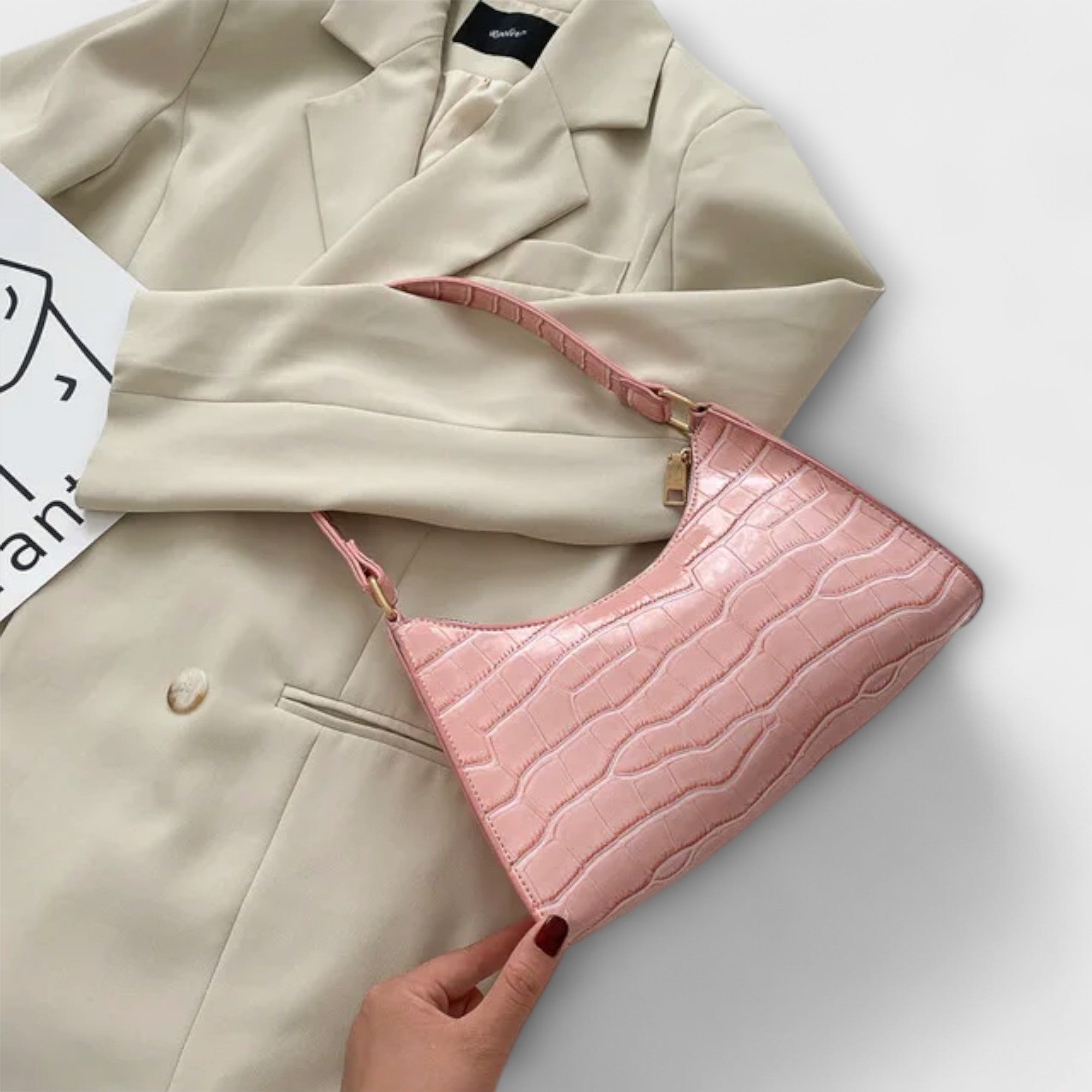 Lora. - Skindtaske i Skinnende Læder