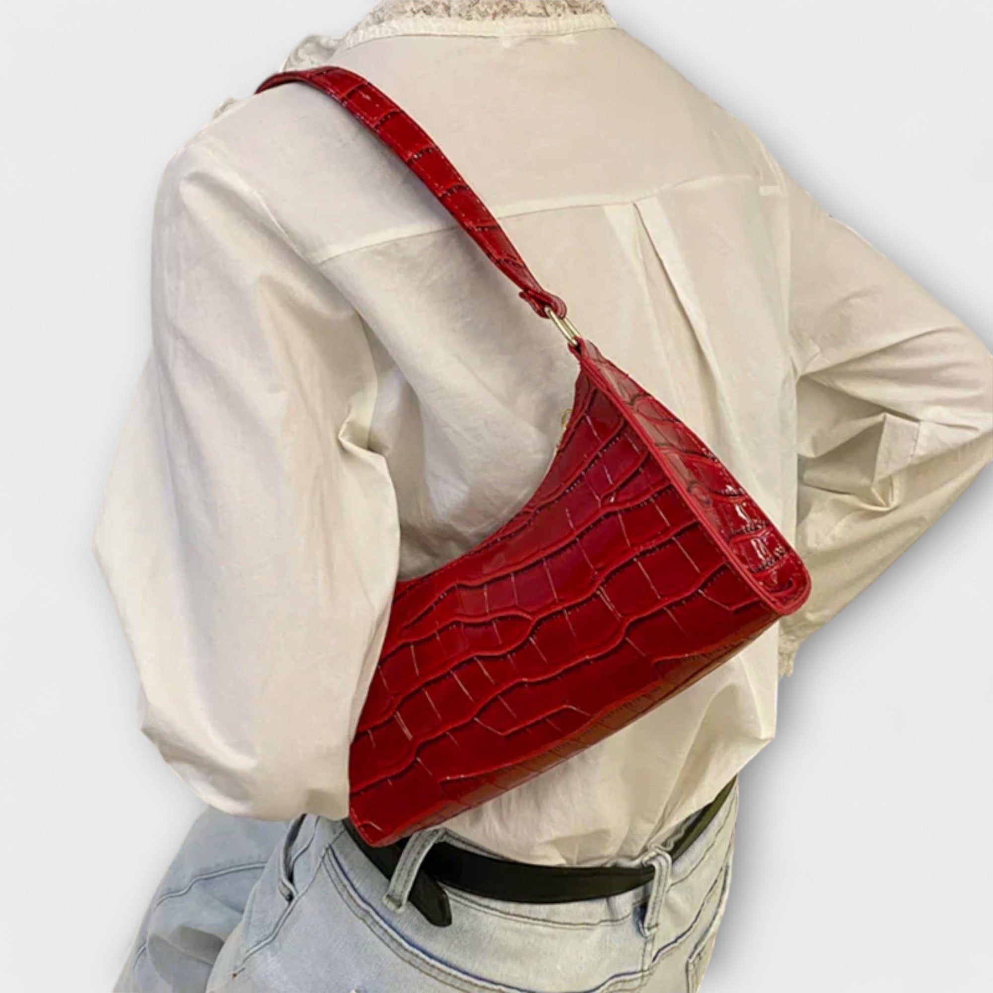 Lora. - Skinnende Lædertaske