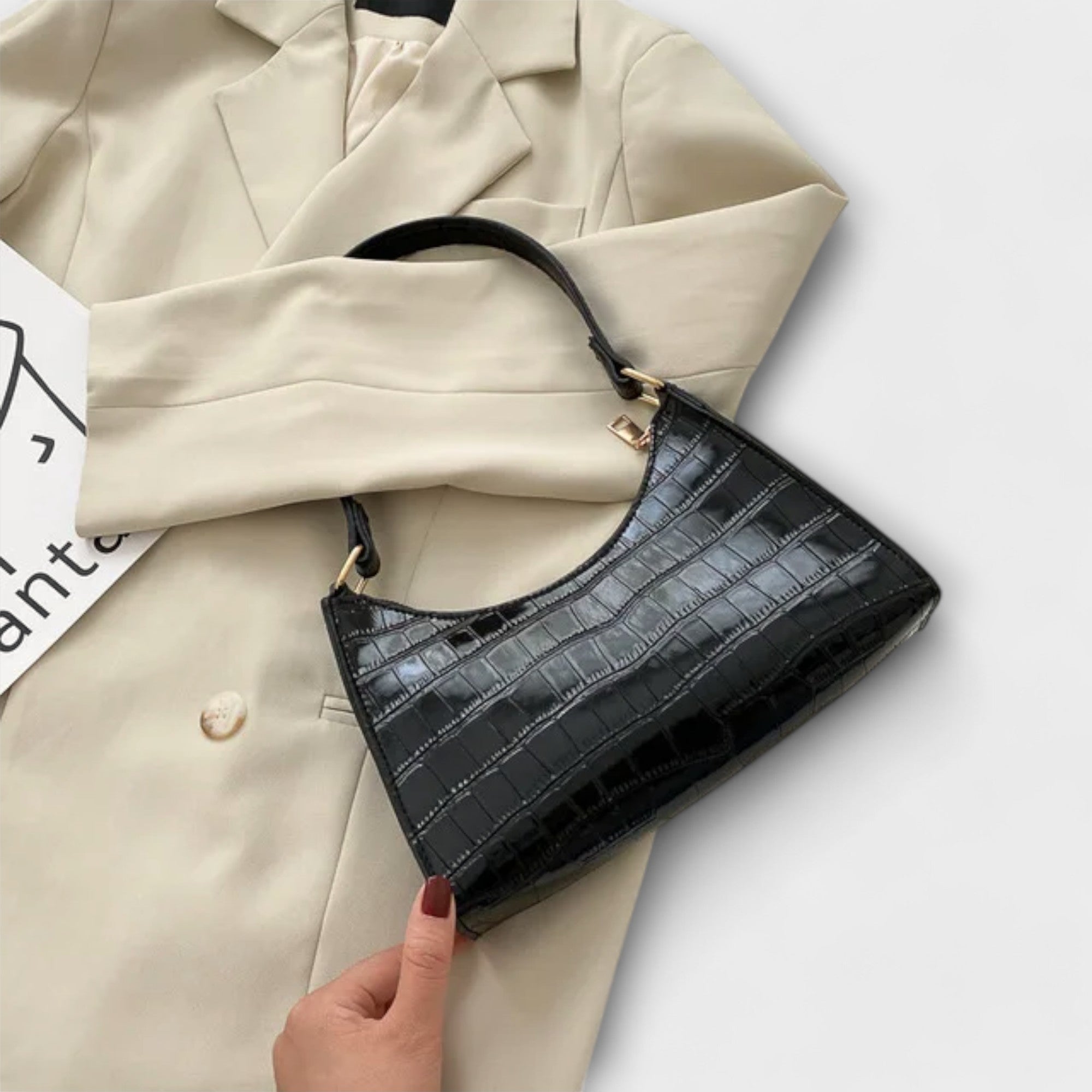 Lora. - Skindtaske i Skinnende Læder