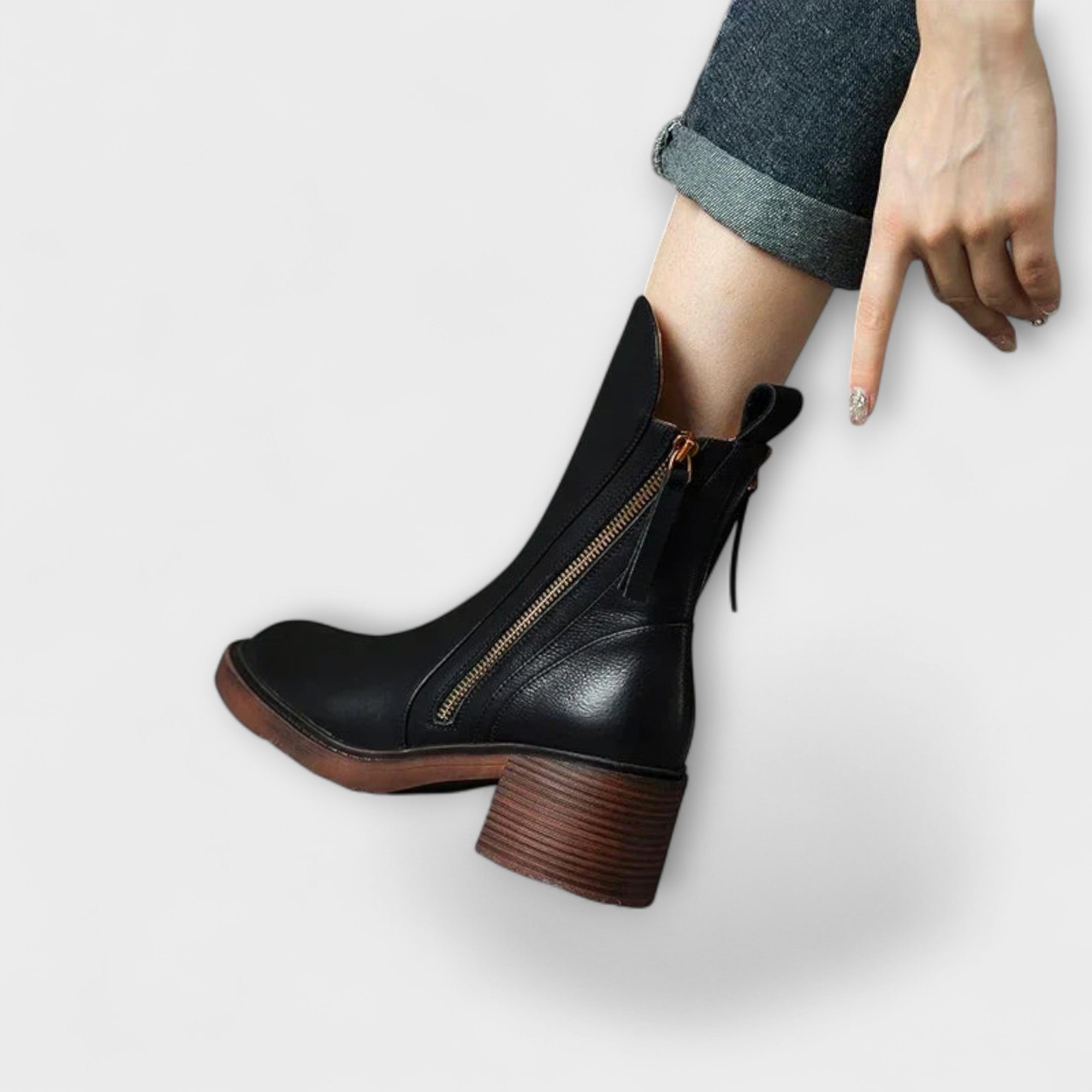 Milana – Læderstøvler til Kvinder med Mellemhøj Hæl