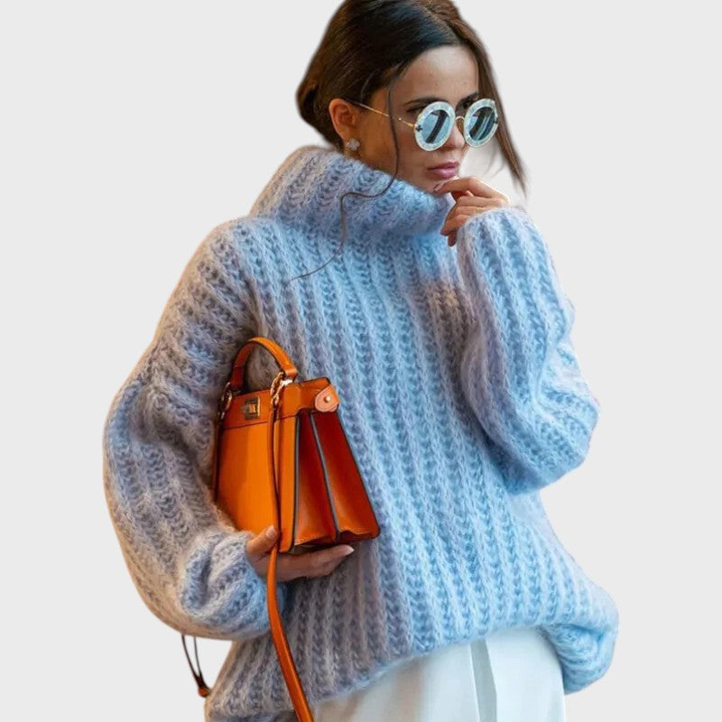 Paulina – Oversize Blød Striktrøje med Høj Krave