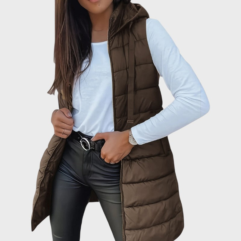 Nora – Lang Quilted Hættevest