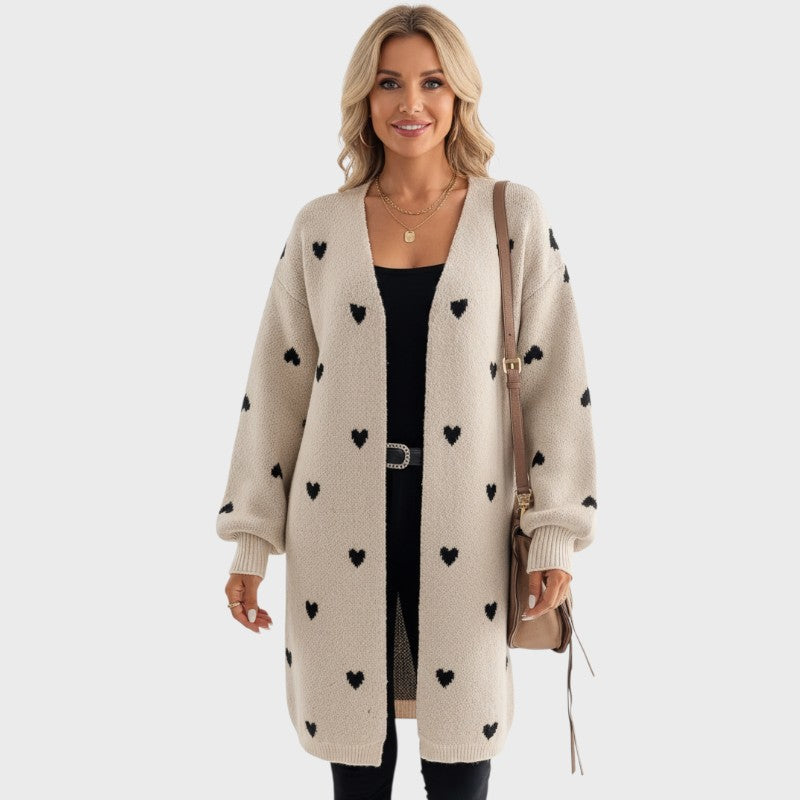 Julia – Lang Cardigan til Kvinder med Hjerte Mønster