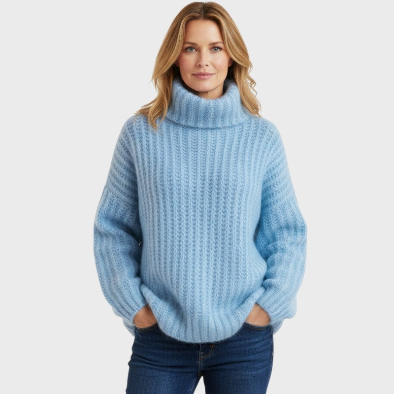 Paulina – Oversize Blød Striktrøje med Høj Krave