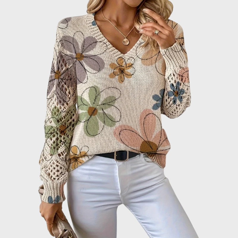 Sophia – Strikbluse med V-hals i Blomsterdesign