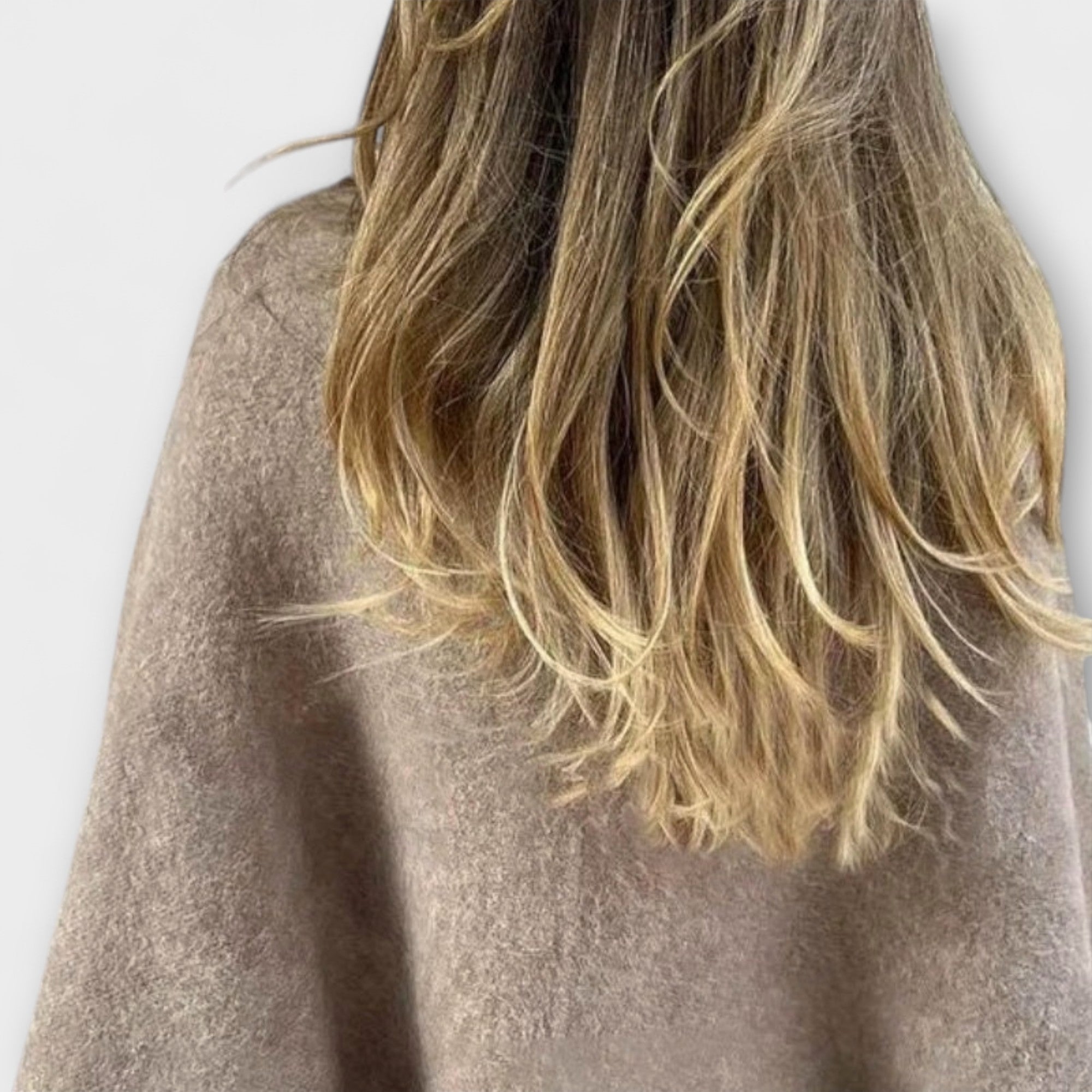 Lena - Elegant kort uldjakke med rund halsudskæring